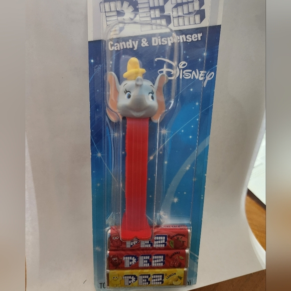 Disney Dumbo Pez dispenser - Picture 1 of 6